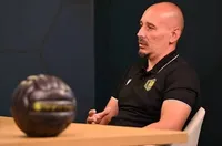 Треньорът на Академия БФС: В 22:30 ч. събираме телефоните на децата (ВИДЕО)
