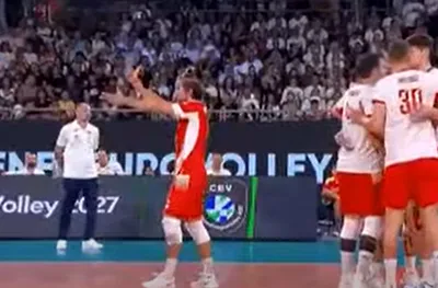 България - Полша! Сърдят ни се, че ги колим, докато ни стрелят! (ВИДЕО)