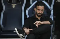 Аморим променя игровия стил на Милан?