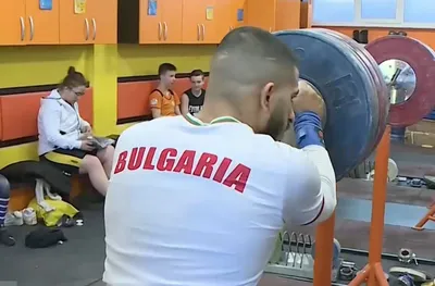 Драмата в щангите няма край