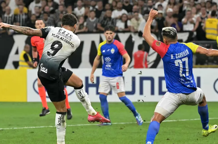 Libertadores: Коринтианс - Унив.Сенттрал(Вен)  3:2(1:1)