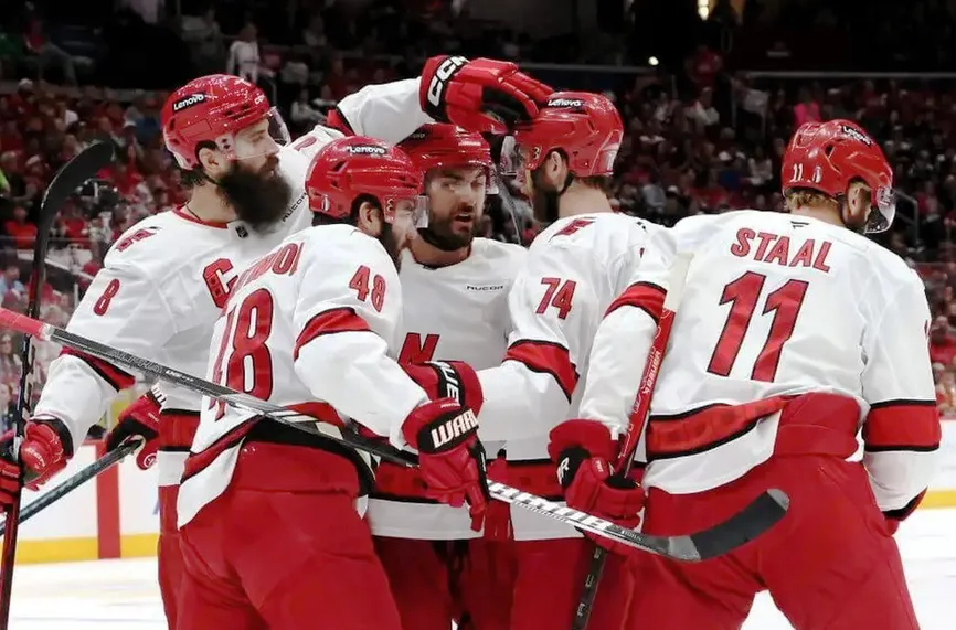 NHL: Вашингтон - Каролина  1:3