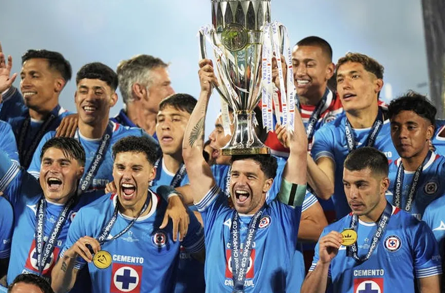 CONCACAF: Крус Азул - Ванкувър 5:0 - Финал - Купа на Шампионите
