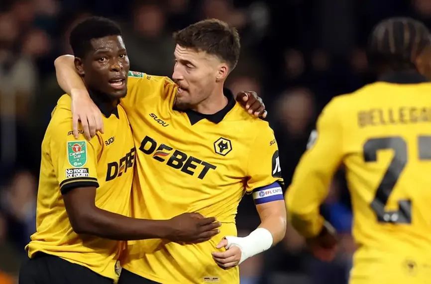 Улвърхемптън - Евертън 2:0