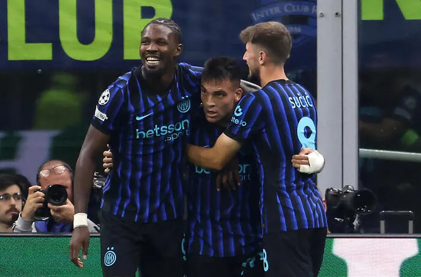 Интер - Славия Прага 3:0