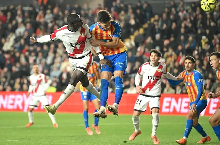 Райо Валекано - Валенсия 1:1