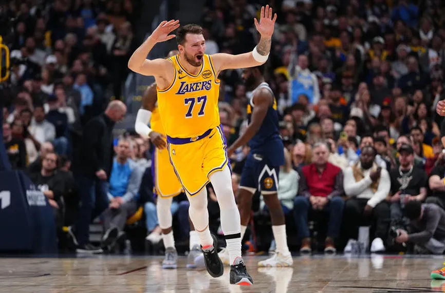 NBA: Оклахома - Далас 119:121