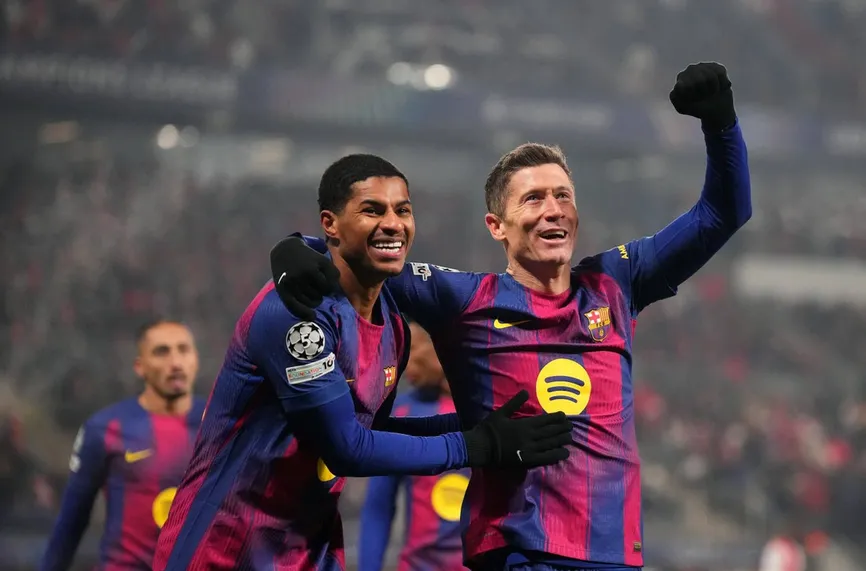 Славия Прага - Барселона  2:4