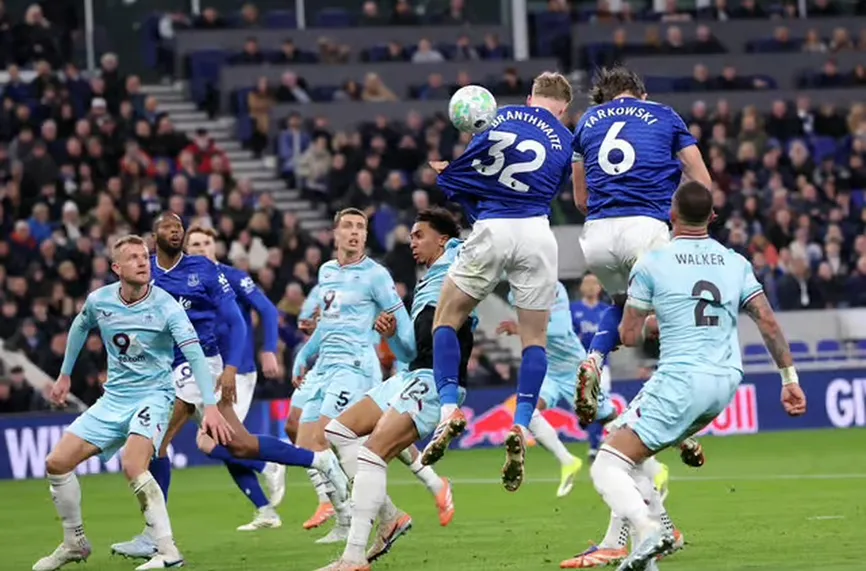 Евертън - Бърнли  2:0