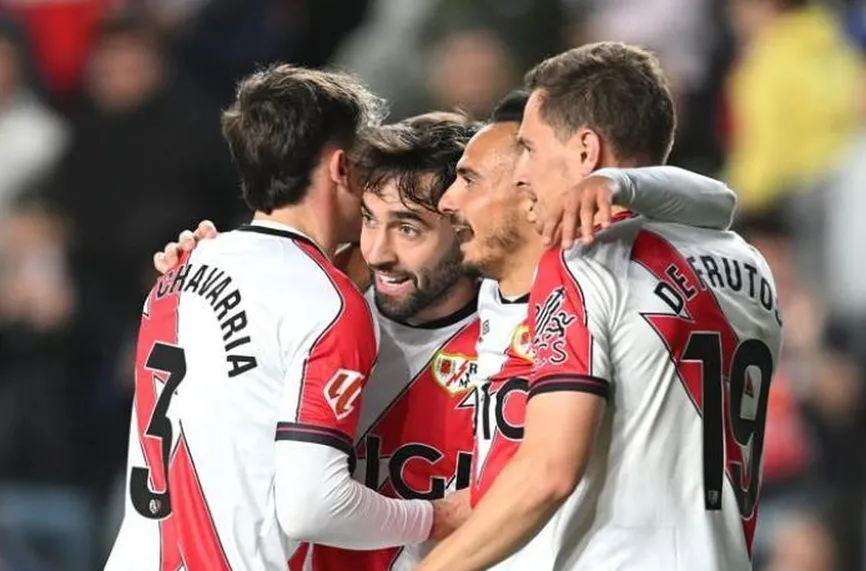 Райо Валекано - Овиедо  3:0