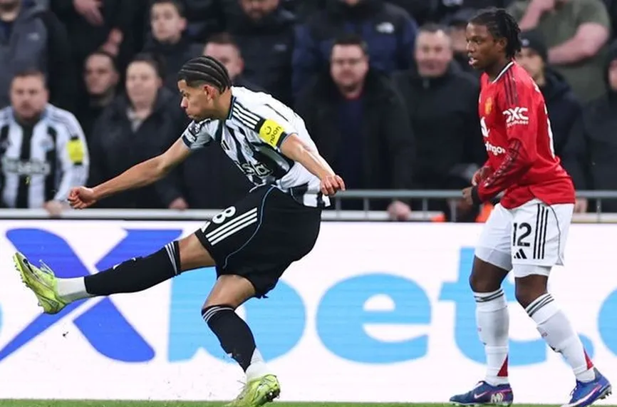 Нюкасъл - Манчестър Юнайтед  2:1