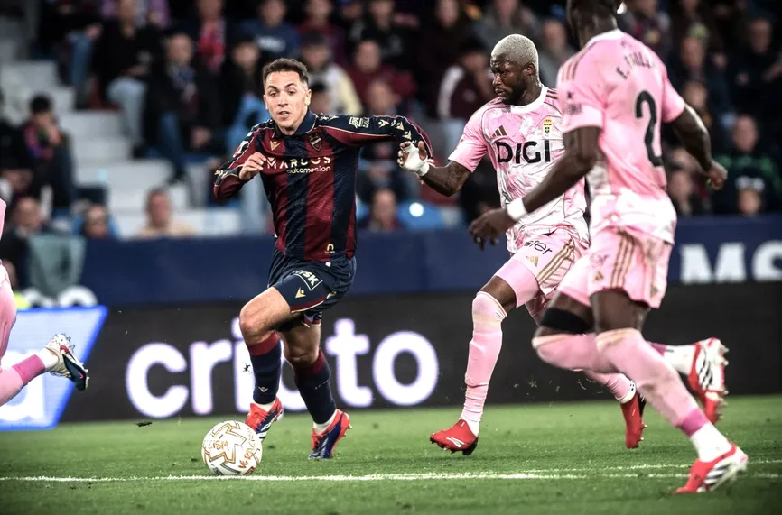 Леванте и Осасуна с победи в Испания