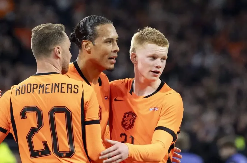 Нидерландия - Норвегия  2:1