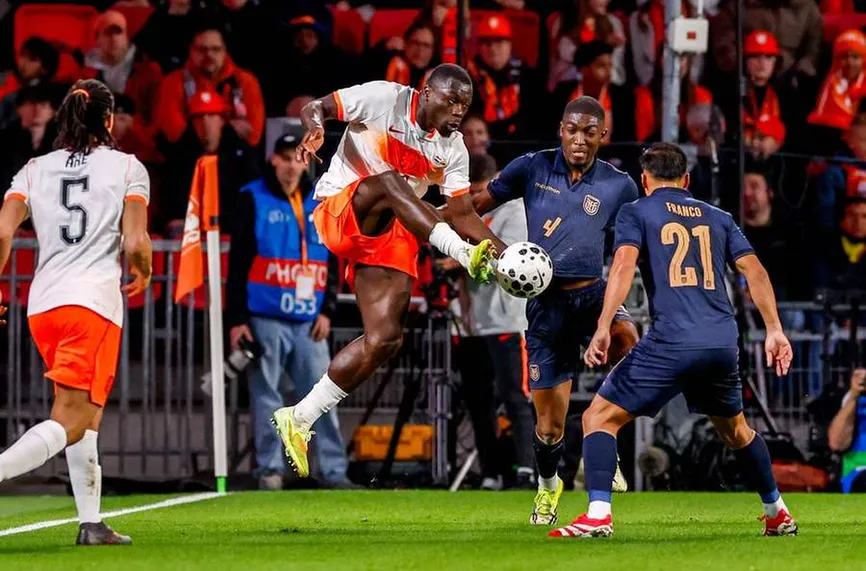 Нидерландия - Еквадор  1:1