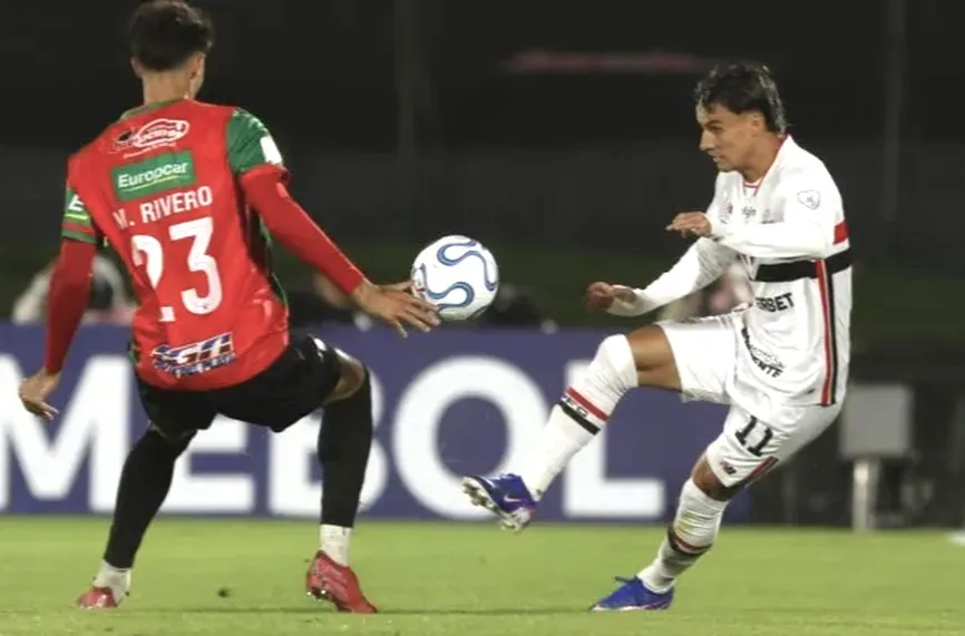 Судамерикана: Бостън Ривер(Уру) - Сао Пауло  0:1