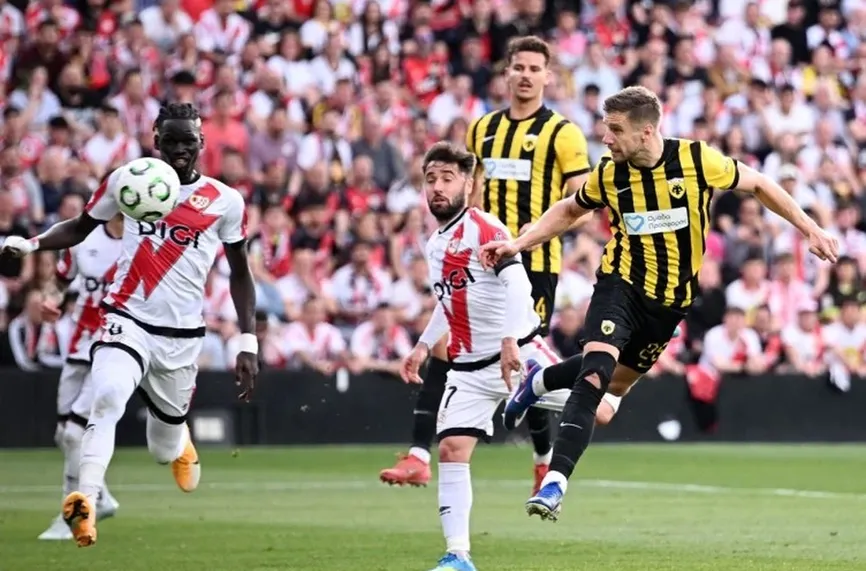 Райо Валекано - АЕК  3:0