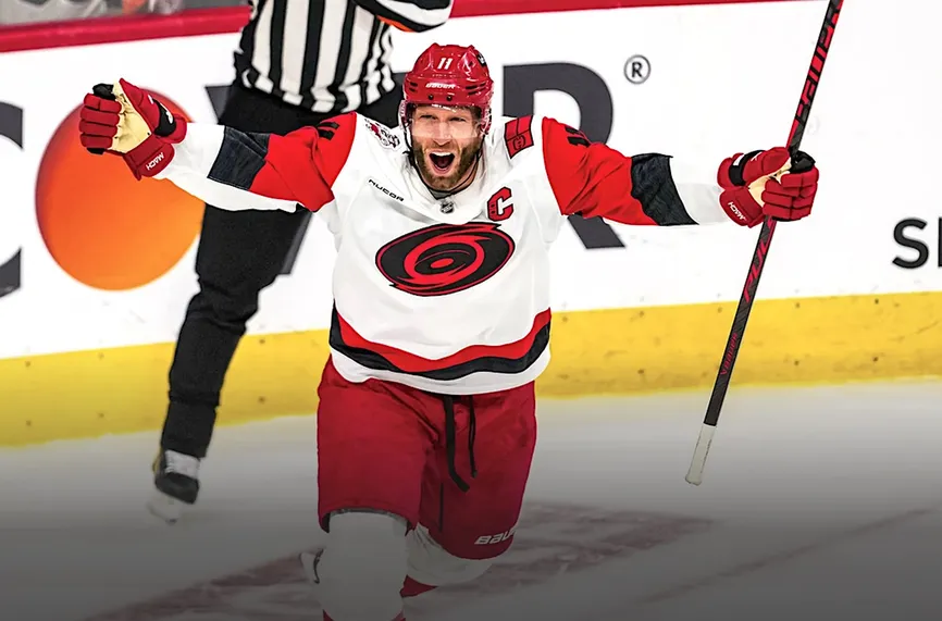 NHL: Филаделфия - Каролина  1:4