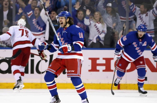 NHL: Ню Йорк Рейнджърс - Каролина 5:2 (Серията е наравно 3-3)