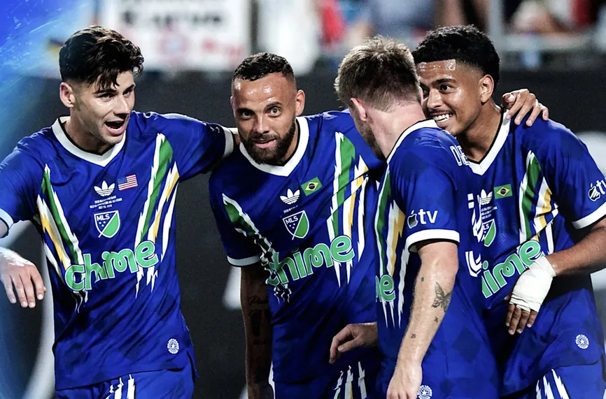 Звездите на MLS - Звездите на Мексиканската лига  4:3