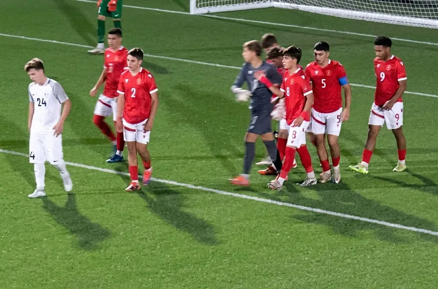 България (U15) - Естония (U15)  2:0