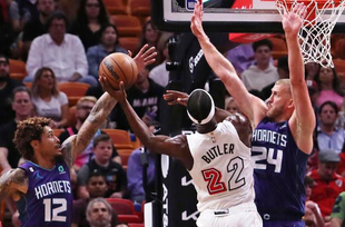 NBA: Маями Хийт - Шарлът 117:112 сслед прод.