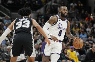 NBA: Сан Антонио - ЛА Лейкърс 138:143