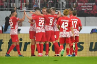Фрайбург - Аугсбург 2:0