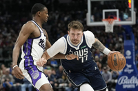NBA: Везенков със 7 точки срещу Далас